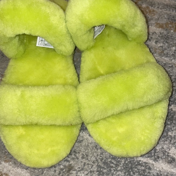 NEW 😍UGG 💚SLIPPER - Picture 3 of 6